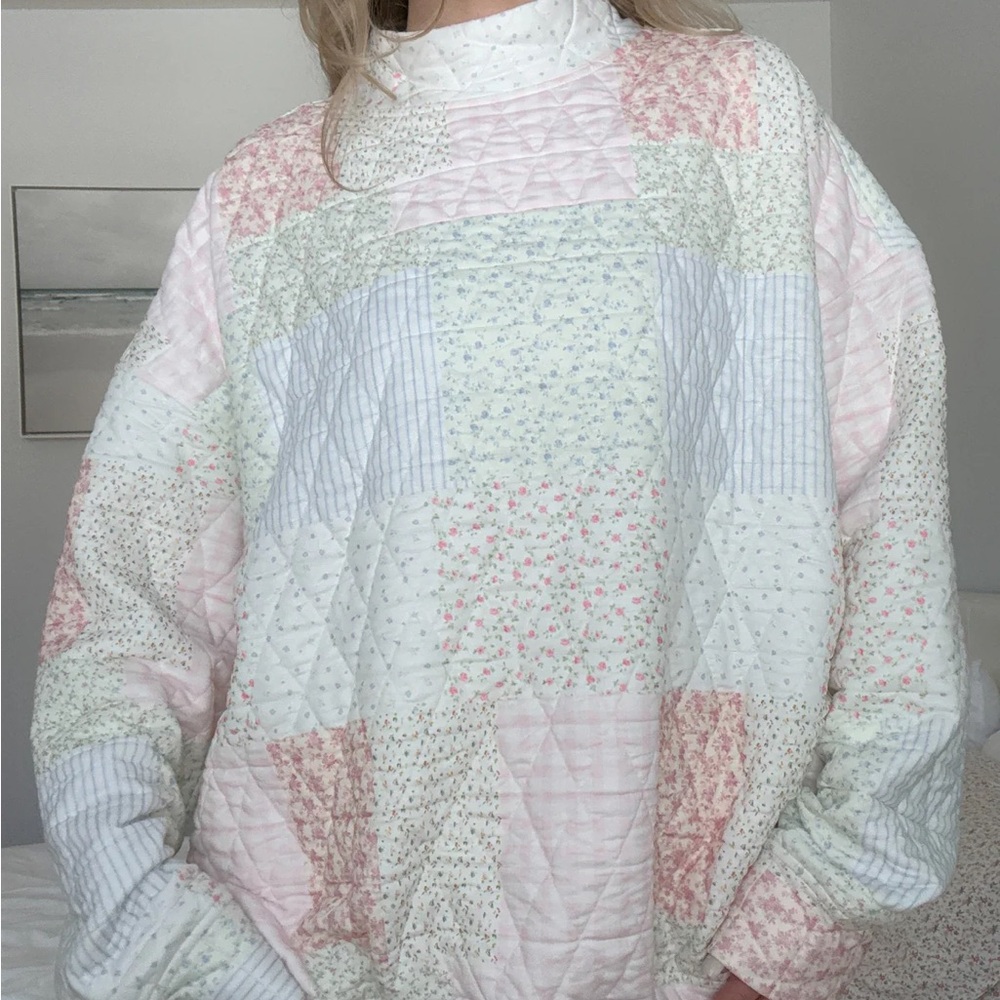 Sunkissed Coconut Sweatshirt - Picture 4 of 7